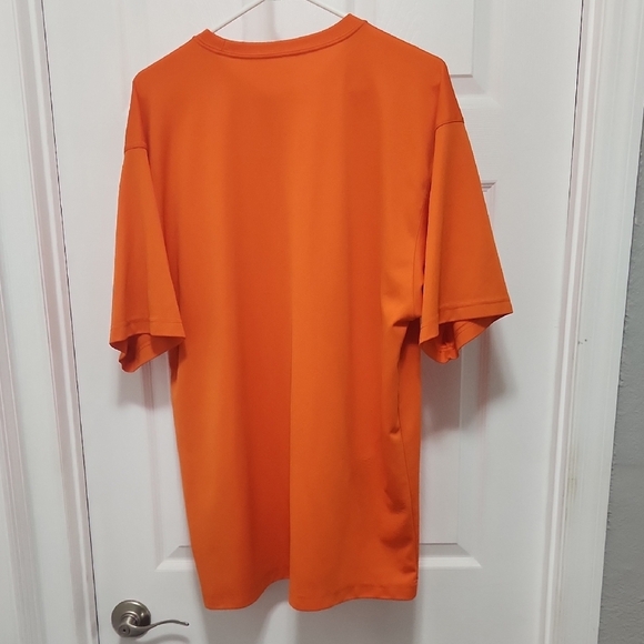 Athletic Works Orange Short Sleeve Tee - Picture 3 of 3